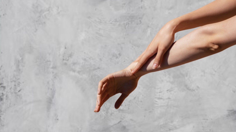 Arms shown with open space for Arm Lift information